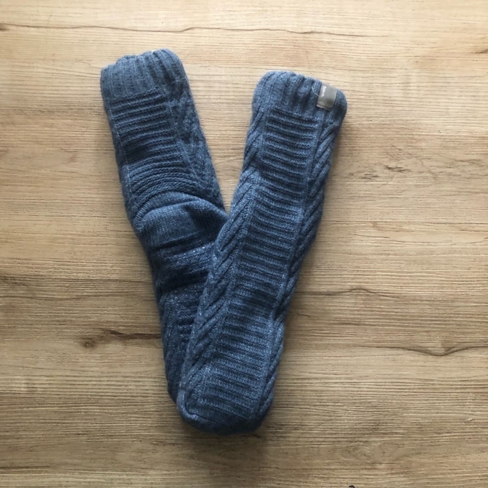 MASSIVE $10 SALE Bench Blue Cable Knit Women's Socks